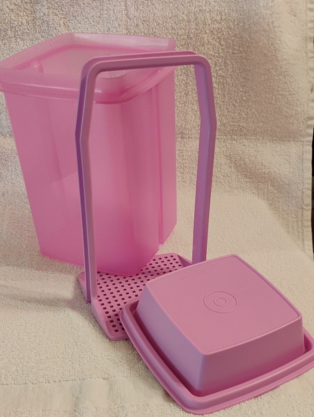 Tupperware Purple Pickle Dell Set